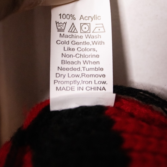 Black And Red Pointed Knit Loverboy Hat Cap Charles Jeffrey Unisex Beanie NEW - Picture 5 of 5